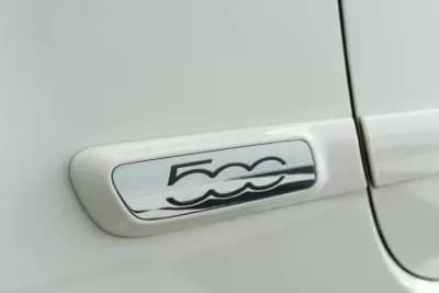 Sell Fiat 500C 2017 - 14500 EUR, 39620 km - AUTO.MOTO.pt