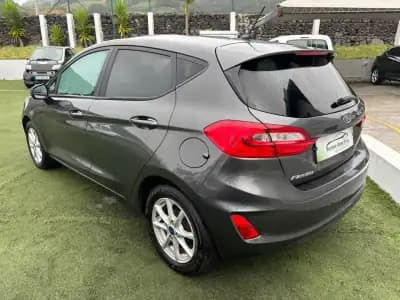 Sell Ford Fiesta 2018 - 13490 EUR, 140000 km - AUTO.MOTO.pt