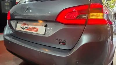 Sell Peugeot 308 SW 2018 - 12650 EUR, 133760 km - AUTO.MOTO.pt