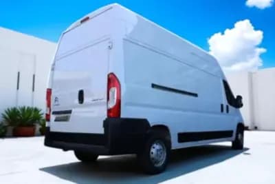 Vendo Citroën Jumper 2.2 BlueHDi 35 L4H3 Club 2023 - 23900 EUR, 109915 km - AUTO.MOTO.pt