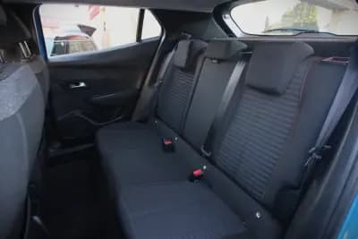 Vendo Peugeot 2008 2020 - 15990 EUR, 45500 km - AUTO.MOTO.pt