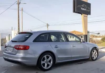 Vendo Audi A4 Avant 2014 - 14900 EUR, 277000 km - AUTO.MOTO.pt
