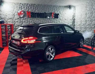 Vendo Peugeot 308 2020 - 23990 EUR, 32813 km - AUTO.MOTO.pt
