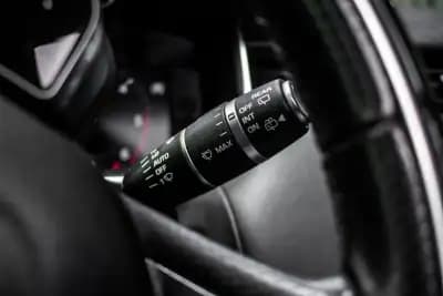 Vendo Land Rover Range Rover Sport 2018 - 41990 EUR, 170206 km - AUTO.MOTO.pt