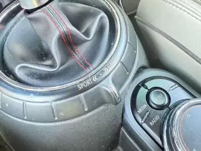 Sell MINI 2015 - 18900 EUR, 132000 km - AUTO.MOTO.pt