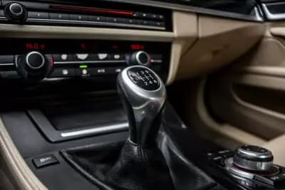 Vendo BMW 520 2010 - 11990 EUR, 252182 km - AUTO.MOTO.pt