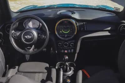 Vendo MINI 2018 - 18980 EUR, 61420 km - AUTO.MOTO.pt