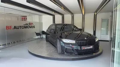 Vendo BMW 520 2020 - 36900 EUR, 140347 km - AUTO.MOTO.pt