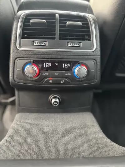 Vendo Audi A6 Avant 2017 - 19750 EUR, 258000 km - AUTO.MOTO.pt