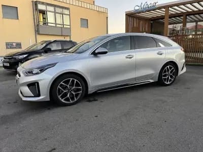 Vendo Kia ProCeed 2022 - 19450 EUR, 76000 km - AUTO.MOTO.pt