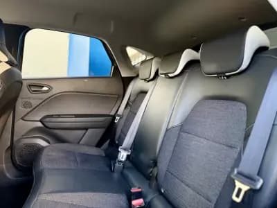 Vendo Renault Captur 2024 - 18950 EUR, 53000 km - AUTO.MOTO.pt