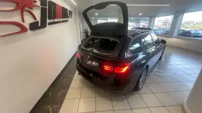 Vendo BMW 318 2013 - 13990 EUR, 216833 km - AUTO.MOTO.pt