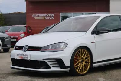 Vendo Volkswagen Golf 2017 - 33990 EUR, 55000 km - AUTO.MOTO.pt
