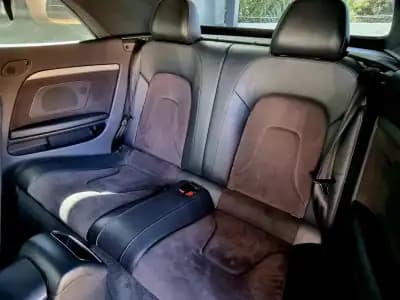 Vendo Audi A5 Cabrio 2013 - 17500 EUR, 233000 km - AUTO.MOTO.pt