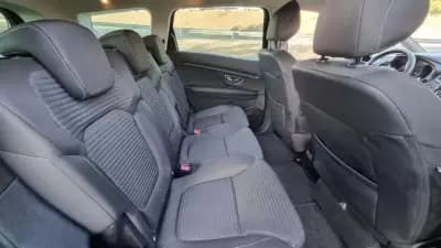 Sell Renault Grand Scénic 2020 - 19900 EUR, 150682 km - AUTO.MOTO.pt