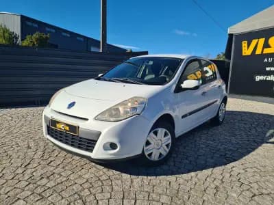 Sell Renault Clio 2011 - 6950 EUR, 249000 km - AUTO.MOTO.pt