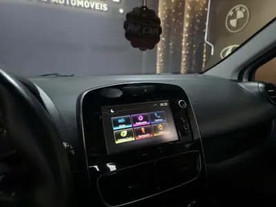 Vendo Renault Clio 2014 - 8990 EUR, 189000 km - AUTO.MOTO.pt