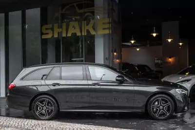 Sell Mercedes-Benz E 300 2022 - 39750 EUR, 66165 km - AUTO.MOTO.pt