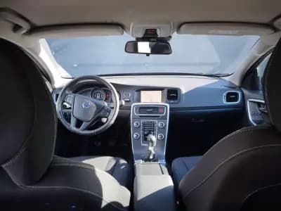 Vendo Volvo V60 2014 - 12900 EUR, 172000 km - AUTO.MOTO.pt