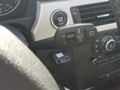 Sell BMW 318 2011 - 10750 EUR, 300000 km - AUTO.MOTO.pt