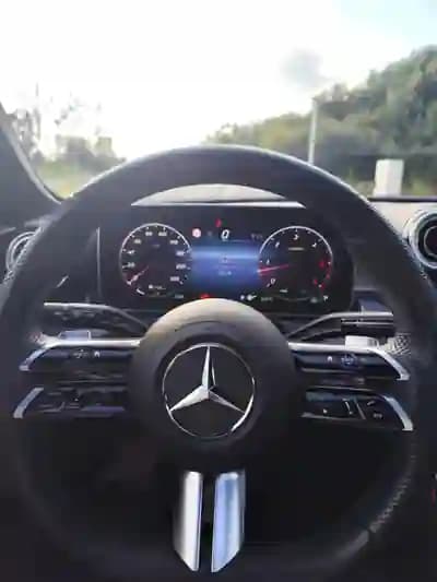 Sell Mercedes-Benz C 300 2023 - 52750 EUR, 20118 km - AUTO.MOTO.pt