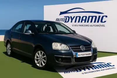 Vendo Volkswagen Jetta 2010 - 3900 EUR, 300000 km - AUTO.MOTO.pt