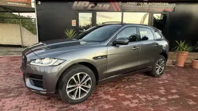 Vendo Jaguar F-Pace 2018 - 24990 EUR, 165000 km - AUTO.MOTO.pt