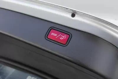 Vendo Mercedes-Benz C 220 2022 - 47000 EUR, 53683 km - AUTO.MOTO.pt