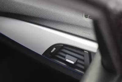 Sell BMW 114 2017 - 16900 EUR, 135925 km - AUTO.MOTO.pt