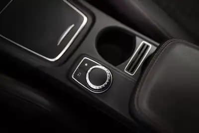 Vendo Mercedes-Benz A 200 2016 - 20950 EUR, 153146 km - AUTO.MOTO.pt