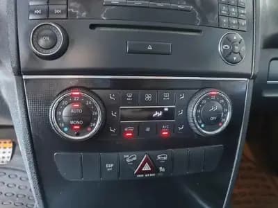 Sell Mercedes-Benz ML 320 2006 - 17990 EUR, 269000 km - AUTO.MOTO.pt