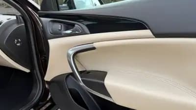 Vendo Opel Insignia 2016 - 13500 EUR, 164000 km - AUTO.MOTO.pt