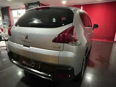 Vendo Peugeot 3008 2014 - 10950 EUR, 233000 km - AUTO.MOTO.pt
