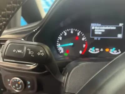 Vendo Ford Fiesta 2021 - 13999 EUR, 80000 km - AUTO.MOTO.pt