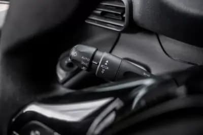 Vendo Peugeot Partner 2021 - 12990 EUR, 103902 km - AUTO.MOTO.pt