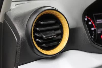 Vendo SEAT Arona 2021 - 15900 EUR, 61331 km - AUTO.MOTO.pt