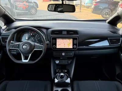 Vendo Nissan Leaf 2025 - 23250 EUR, 50 km - AUTO.MOTO.pt