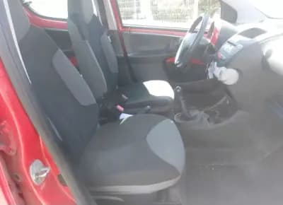 Sell Peugeot 107 2014 - 6490 EUR, 73632 km - AUTO.MOTO.pt