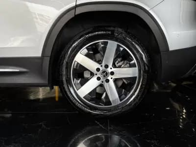 Vendo Mercedes-Benz GLB 200 2023 - 44990 EUR, 40300 km - AUTO.MOTO.pt