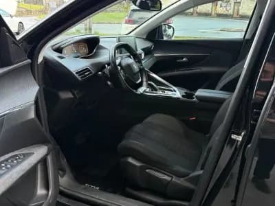 Vendo Peugeot 5008 2020 - 19990 EUR, 166000 km - AUTO.MOTO.pt