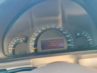 Vendo Mercedes-Benz C 200 2001 - 5900 EUR, 211000 km - AUTO.MOTO.pt