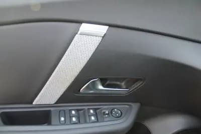 Sell Citroën C4 2021 - 19990 EUR, 62000 km - AUTO.MOTO.pt