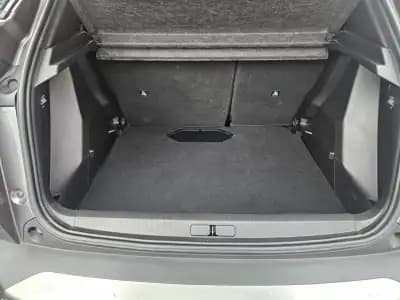 Sell Peugeot 2008 2021 - 19500 EUR, 61150 km - AUTO.MOTO.pt