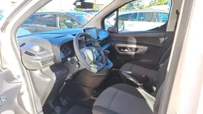 Sell Toyota Proace City Verso 2022 - 22900 EUR, 171567 km - AUTO.MOTO.pt