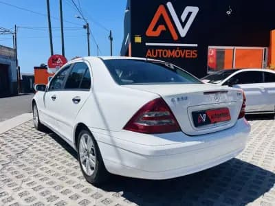 Sell Mercedes-Benz C 200 2000 - 7950 EUR, 211507 km - AUTO.MOTO.pt