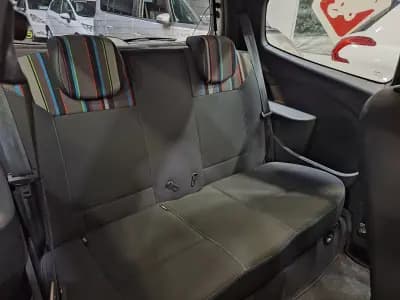 Vendo Renault Twingo 2014 - 5900 EUR, 161264 km - AUTO.MOTO.pt