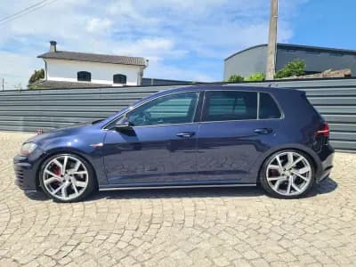 Vendo Volkswagen Polo 2014 - 19990 EUR, 85000 km - AUTO.MOTO.pt