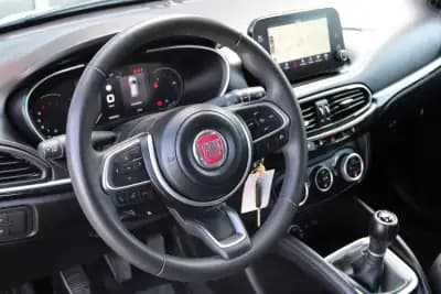 Vendo Fiat Tipo 2022 - 11990 EUR, 132000 km - AUTO.MOTO.pt