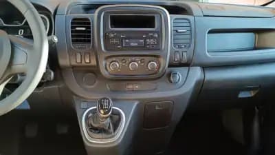 Vendo Nissan NV300 2020 - 20900 EUR, 99900 km - AUTO.MOTO.pt