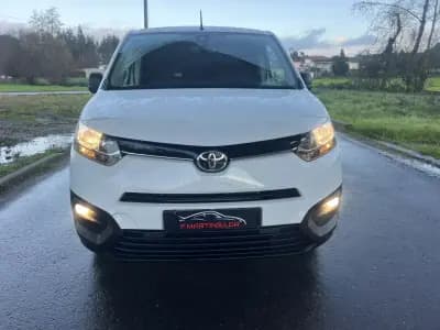 Vendo Toyota Proace 2024 - 16100 EUR, 75000 km - AUTO.MOTO.pt